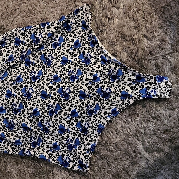 Express Body Contour - Picture 3 of 11